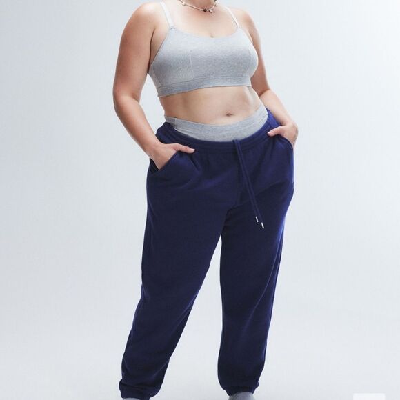 SAVAGE X FENTY - ESSENTIAL FLEECE CLASSIC SWEATPANT - Picture 1 of 5